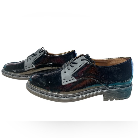 Franco Sarto Sendra Oxford Shoes - Picture 2 of 5